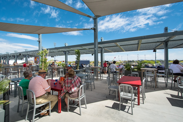 peoria-arizona-corporate-wedding-outdoor-event-venues-with-shaded-seating